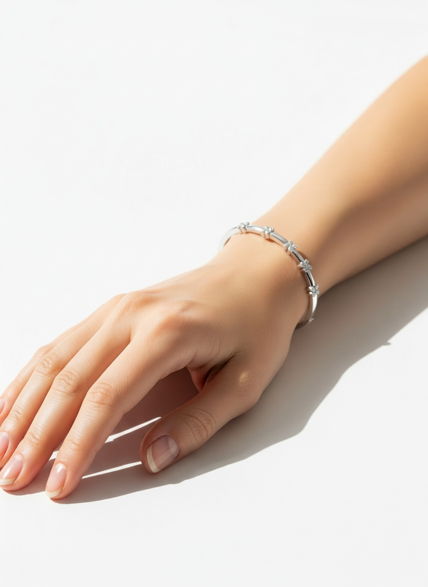 Diamond Clover Bangle